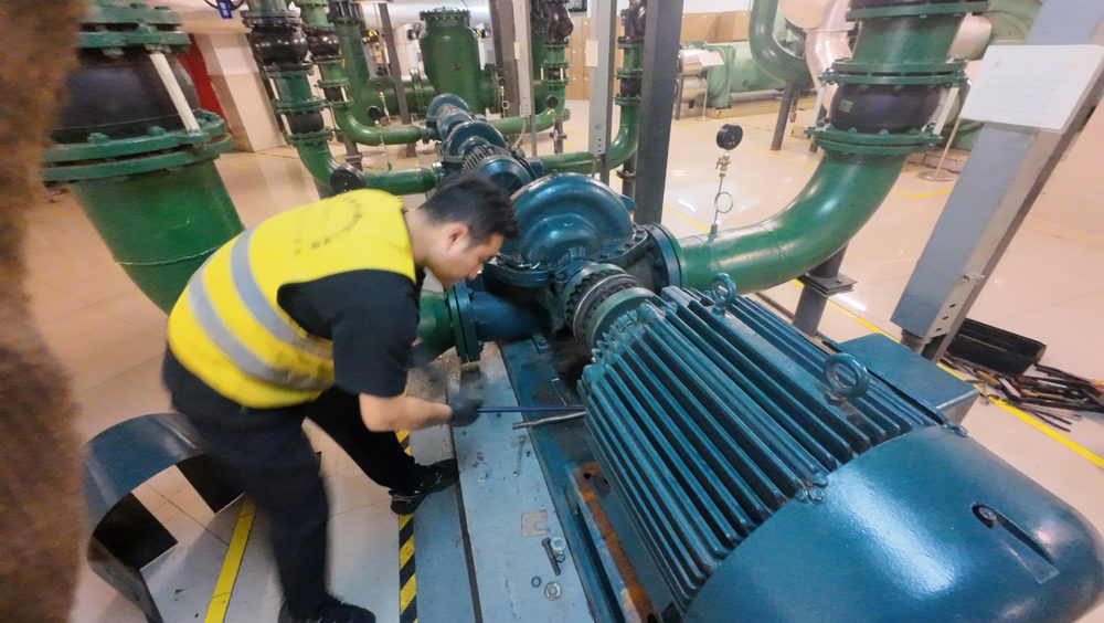 金融大厦水泵联轴器更换现场记录