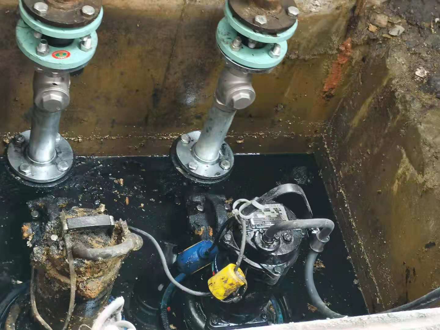 迅达电梯污水泵更换