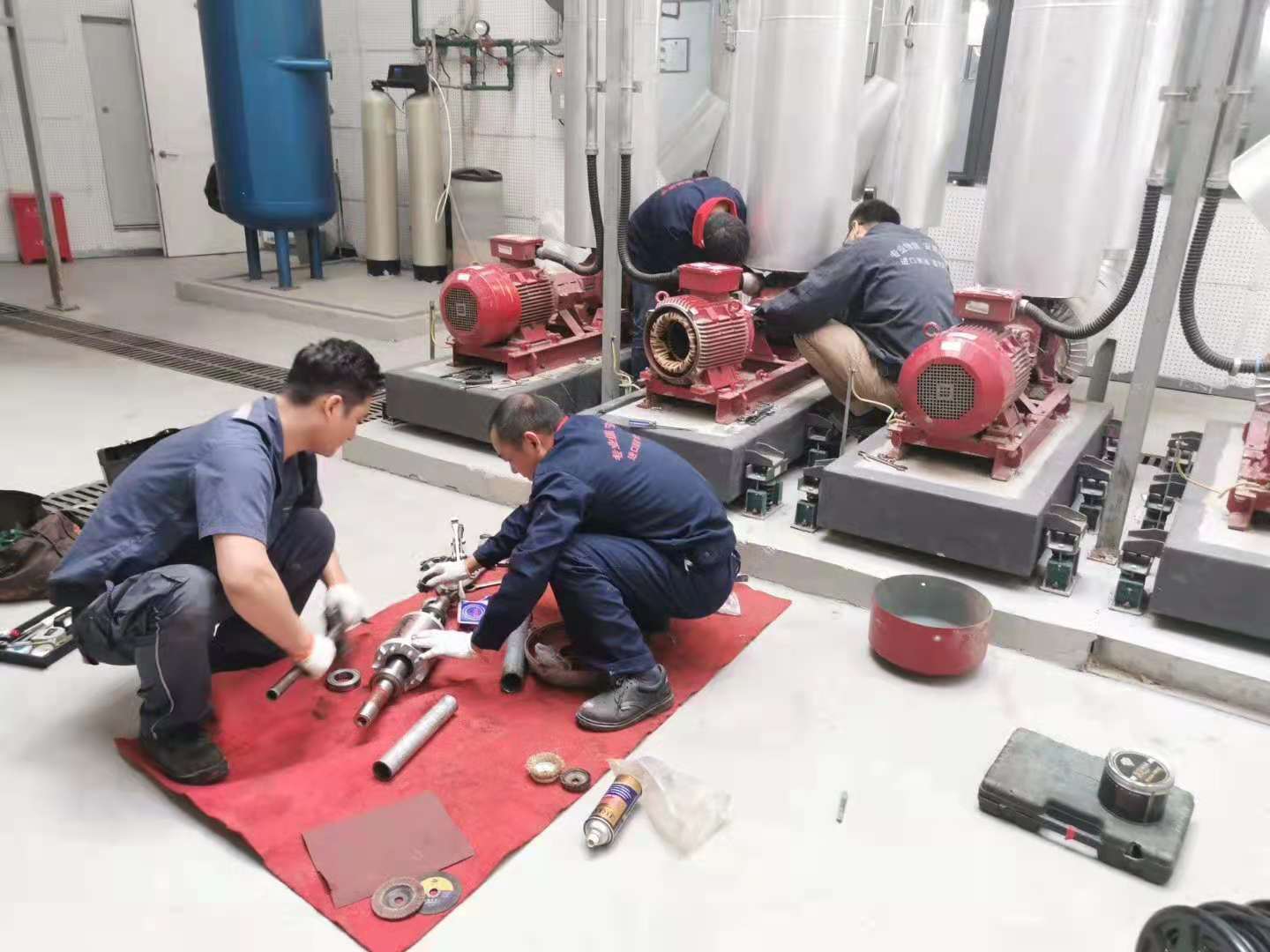 上海外滩W酒店空调泵维保