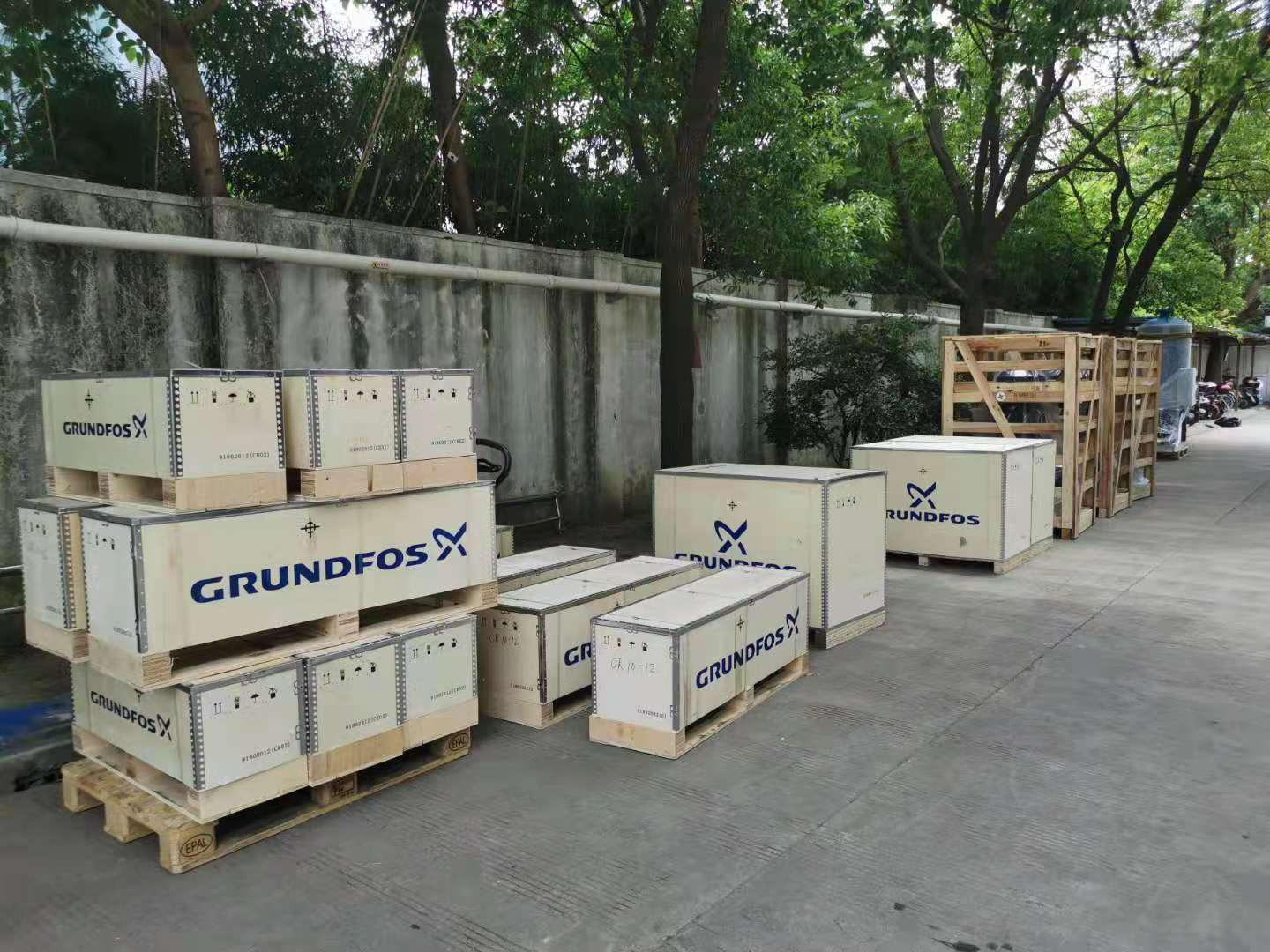 格兰富CR泵到货