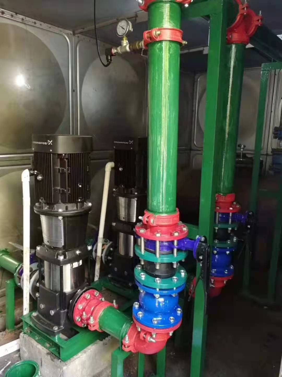 小区自来水格兰富泵改造后