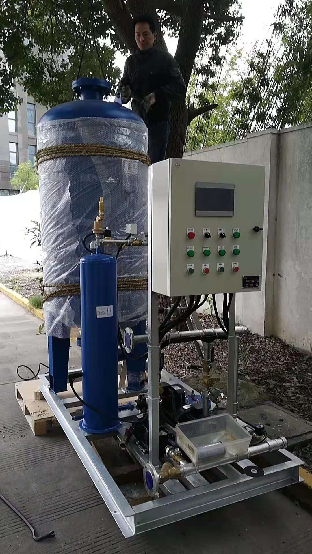 一套定制定压补水机组